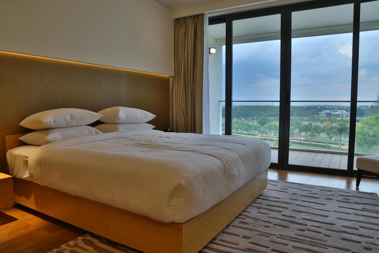 होटल Blvd Club - Near Bengaluru Airport Settahalasur